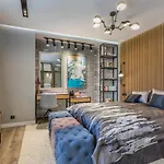 מלון Boutique Casa Verdi 3*
